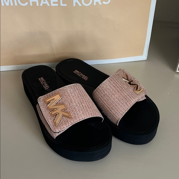 Michael Kors Blush and Black Slide Sandals - Picture 1 of 4